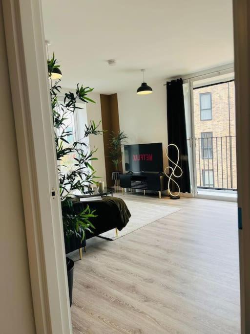 Hessian Lounge -Wyndale- Central 2Br W/Parking 伯明翰 外观 照片