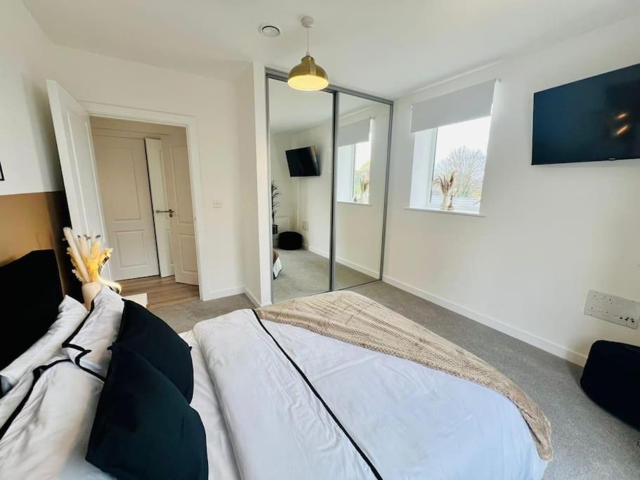 Hessian Lounge -Wyndale- Central 2Br W/Parking 伯明翰 外观 照片
